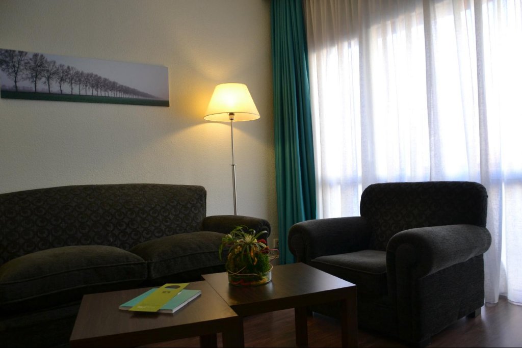 Фото Hotel Serrano by AA Hoteles