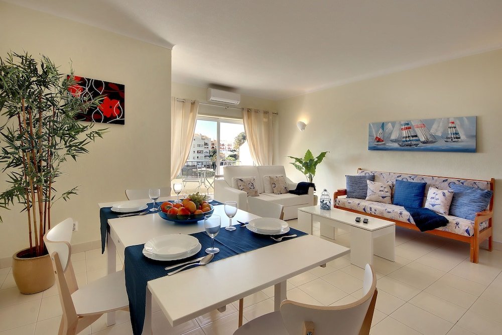 Фото Apartamentos do Atlântico