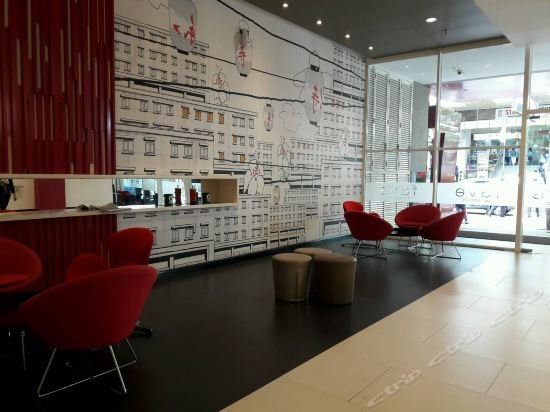 Фото Favehotel Melawai