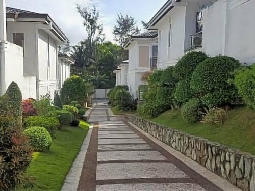 Гостиница Tagaytay Hampton Villa в Тагайтае