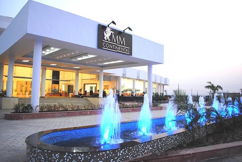 Фото отеля 3