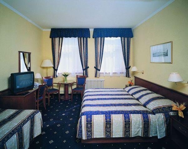 Фото отеля 2