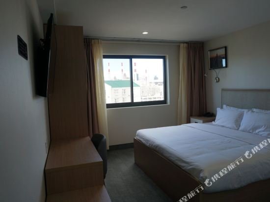 Фото Lic Plaza Hotel