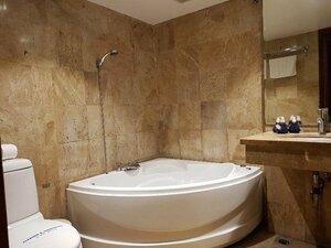 Гостиница Hanoi La Castela Hotel