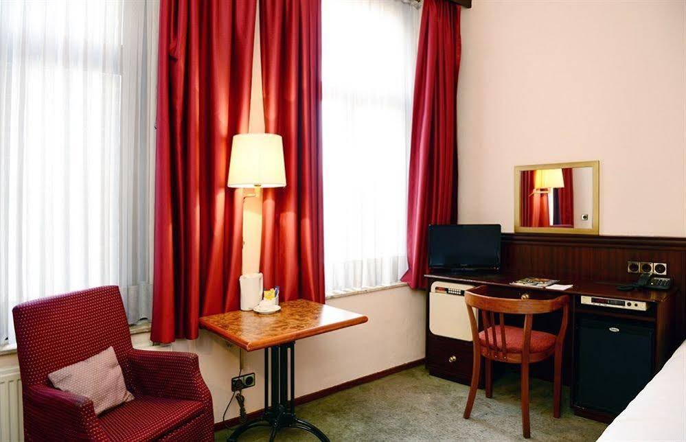 Фото Amrâth Grand Hotel de l’Empereur