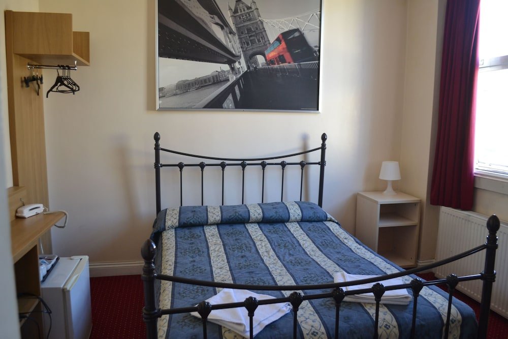 Фото The Blair Victoria Hotel