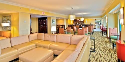 Фото Marriott Anchorage Downtown