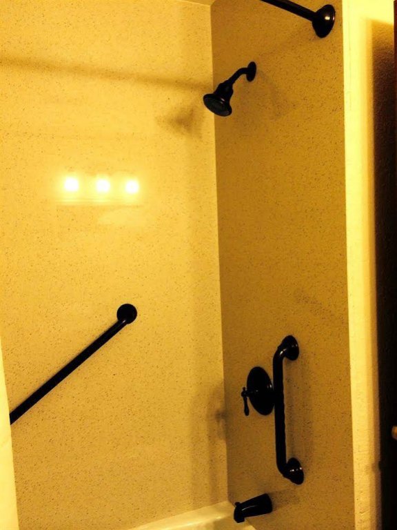 Фото Best Western The Inn & Suites Pacific Grove