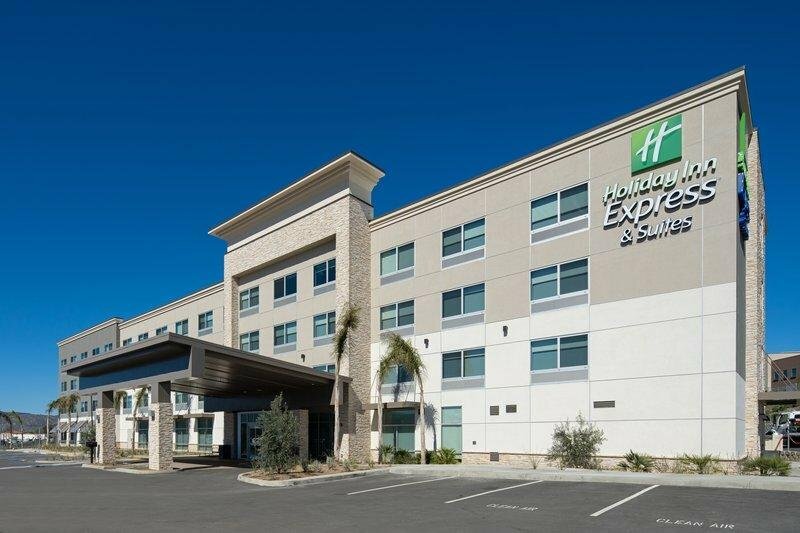 Гостиница Holiday Inn Express & Suites Murrieta, an Ihg Hotel