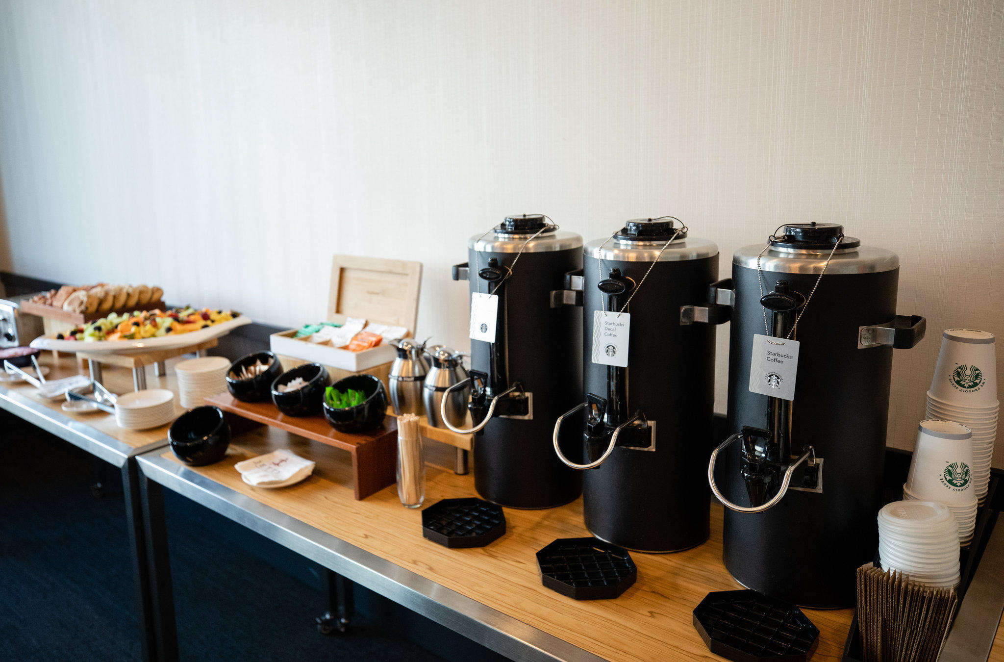 Фото Hotel Indigo Everett - Waterfront Place, an Ihg Hotel