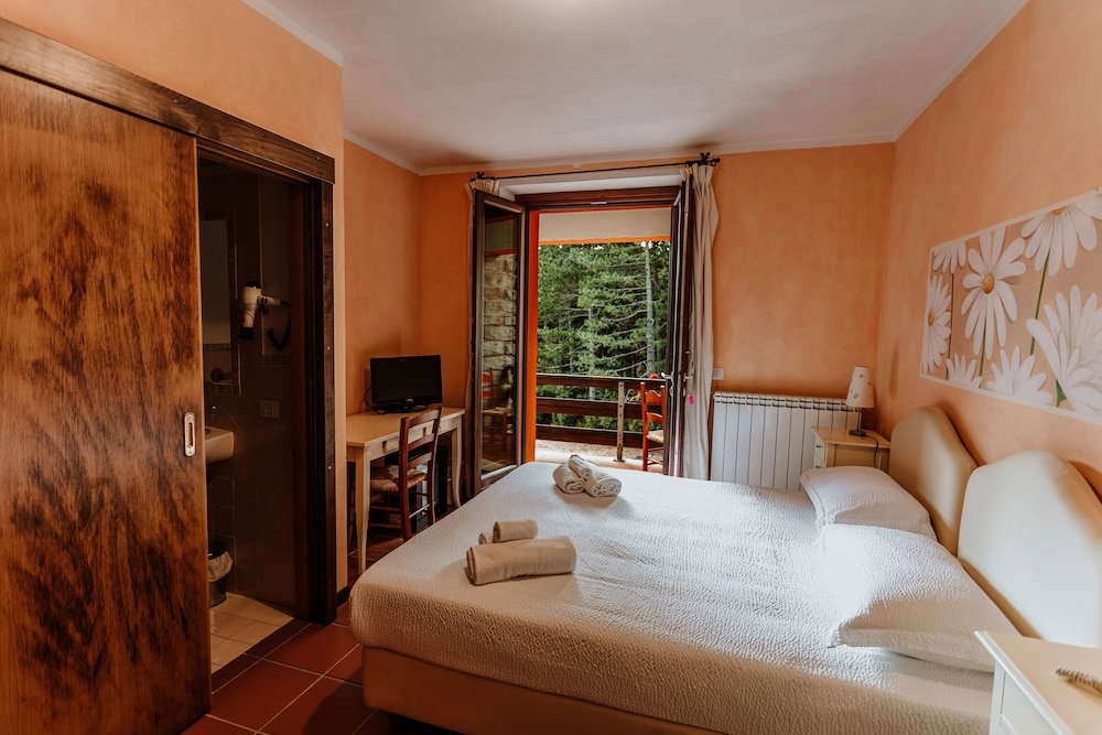 Фото Vallicciola Nature Hotel