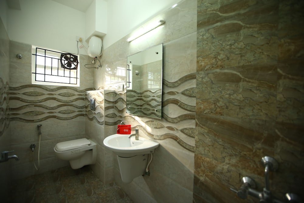 Фото Oyo 2282 Apartment Velachery