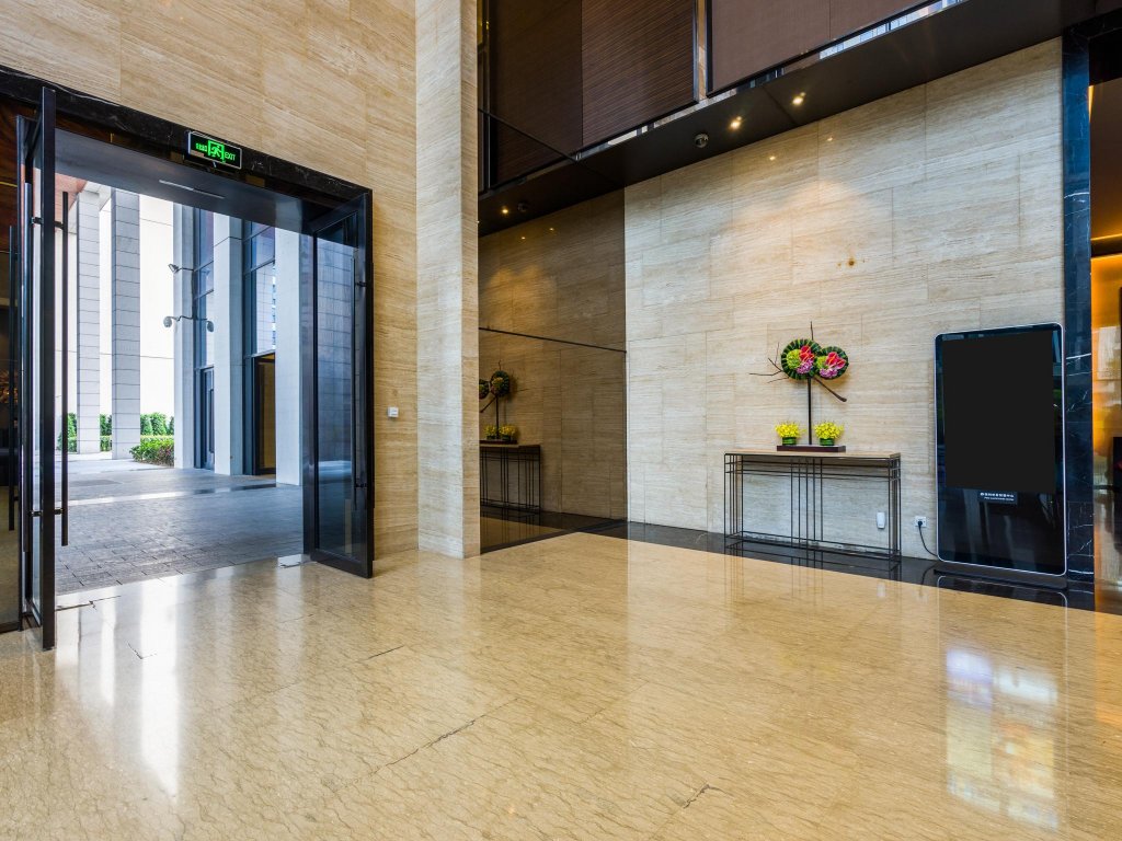 Фото Guangzhou Xing Yi International Apartment - Poly World Branch