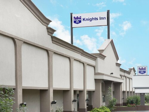 Гостиница Knights Inn Trevose