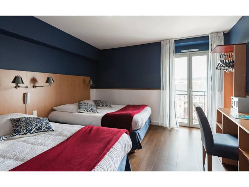 Фото Brit Hotel De Paris