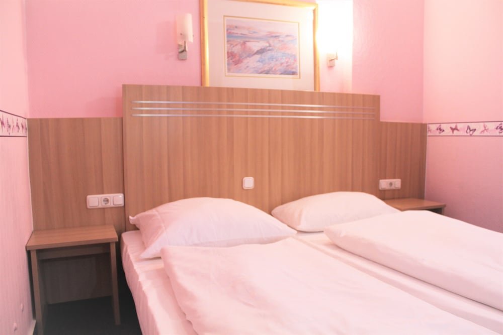 Фото FrankAir Star Hotel Frankfurt City
