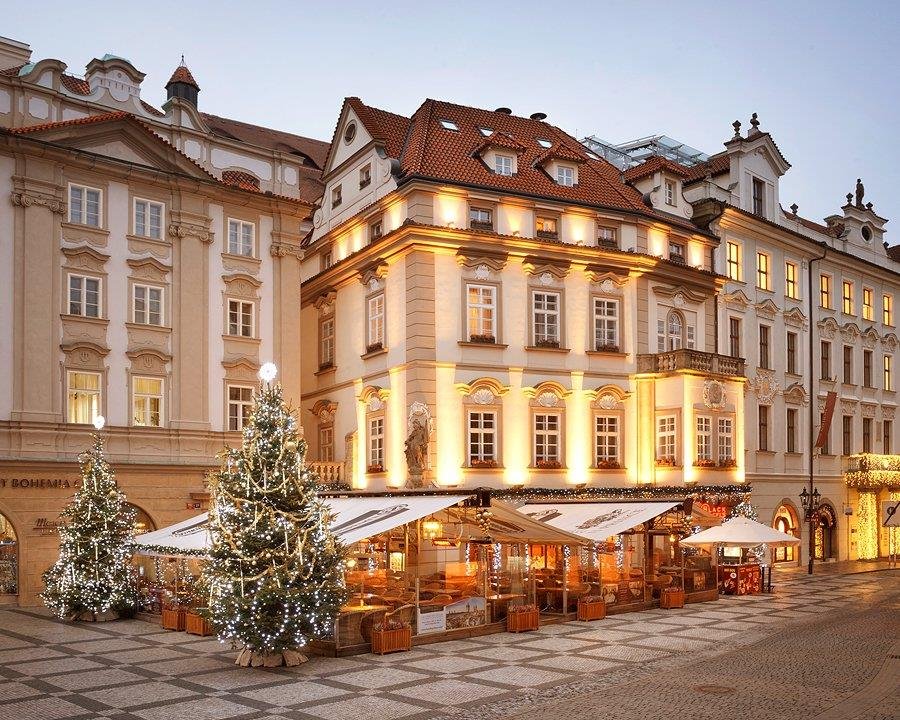 Фото отеля 1