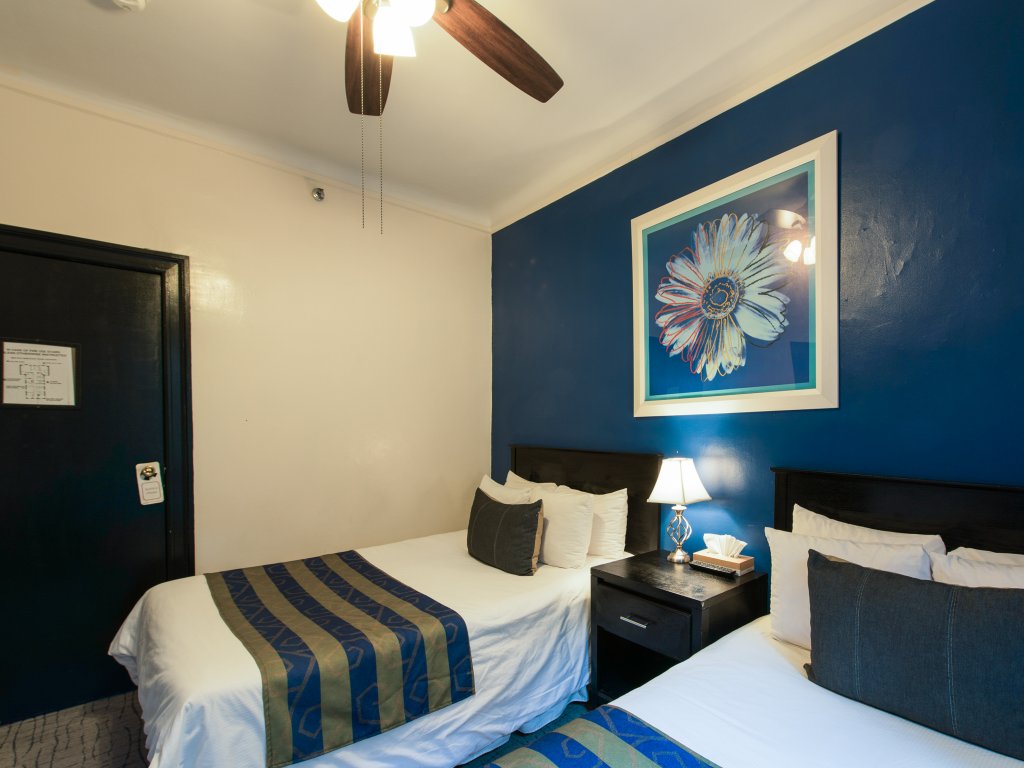 Фото Royal Park Hotel