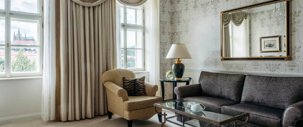 Фото Four Seasons Hotel Prague