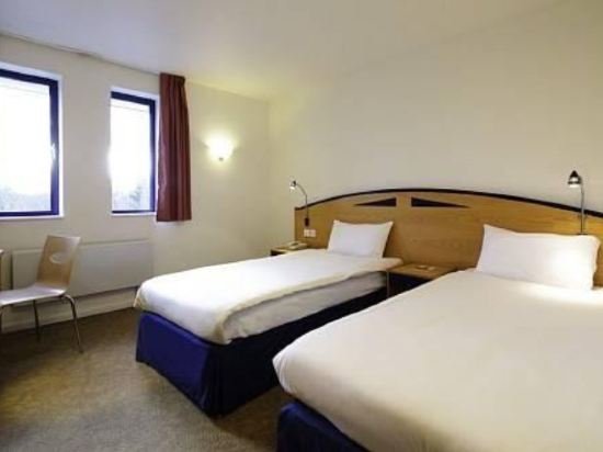 Фото Ibis Chesterfield Centre – Market Town