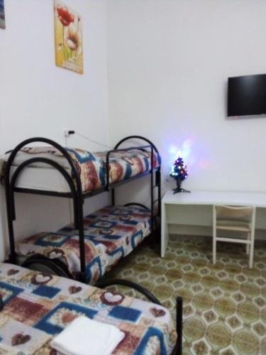 Фото Sleep & Go Naples Airport