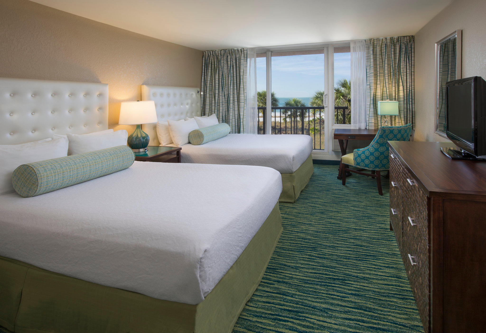 Фото Cirque St. Armands Beachside