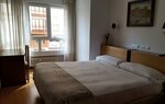 Hostal Costa Gijón (Gijon, Calle Emilio Tuya, 64), hotel