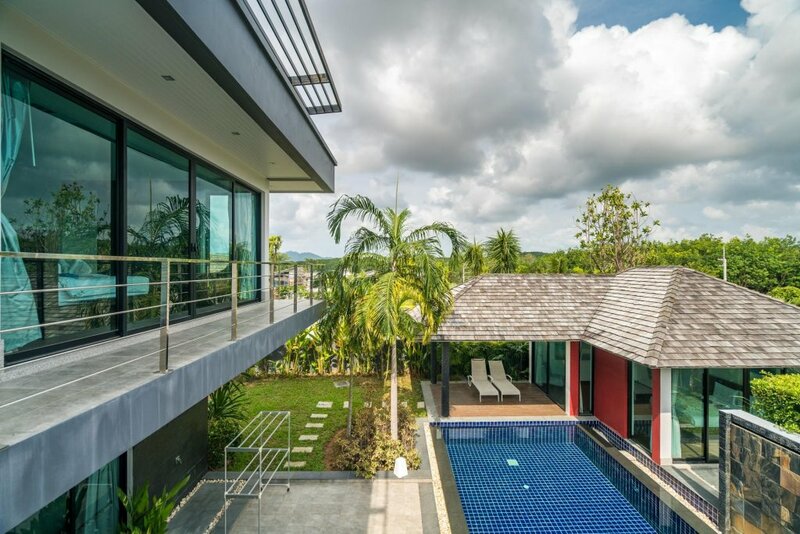 Гостиница Diamond 273 - Modern 4 bedroom private pool in Bangtao