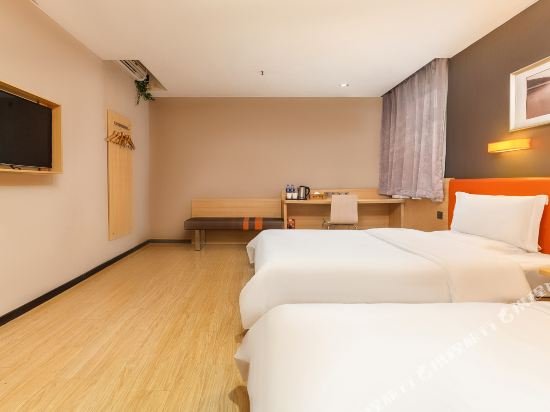 Фото 7 Days Premium Guangzhou Chepi Subway Station Suning Square