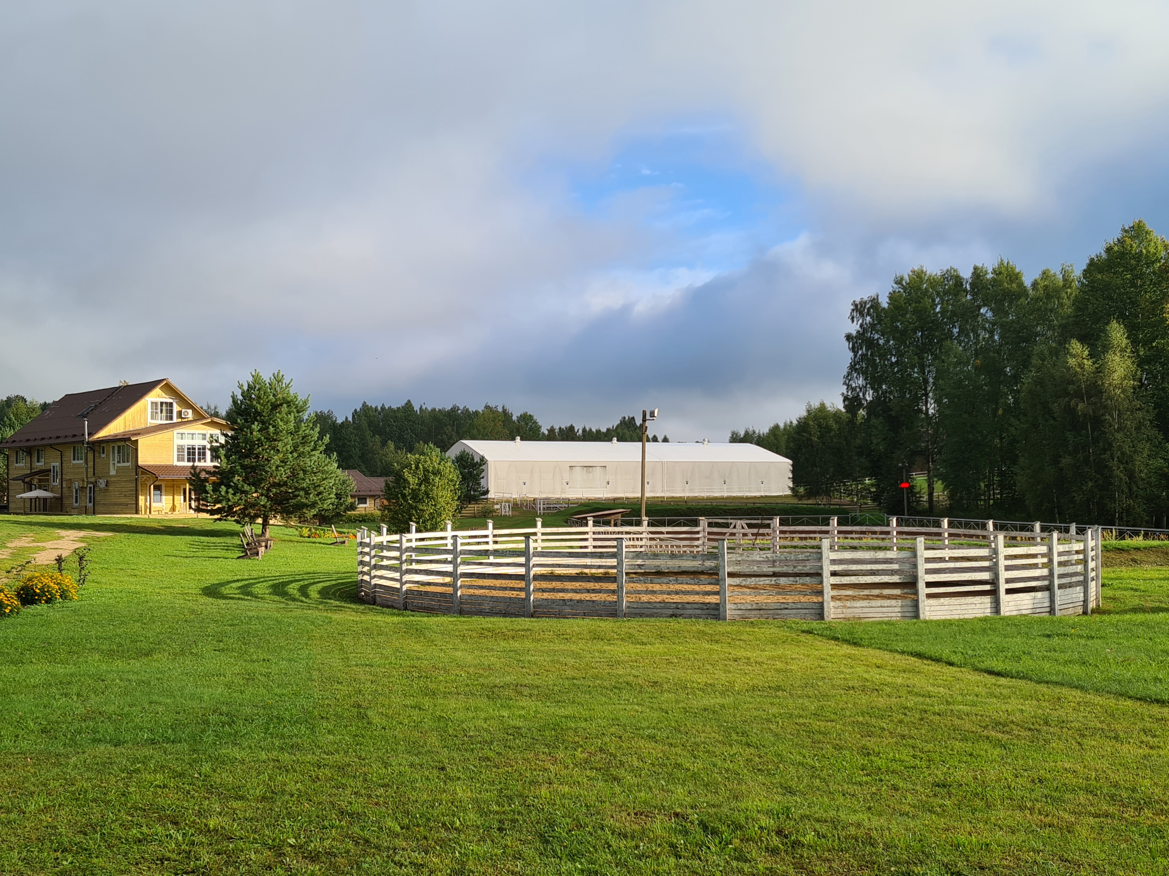 Фото Конный Двор