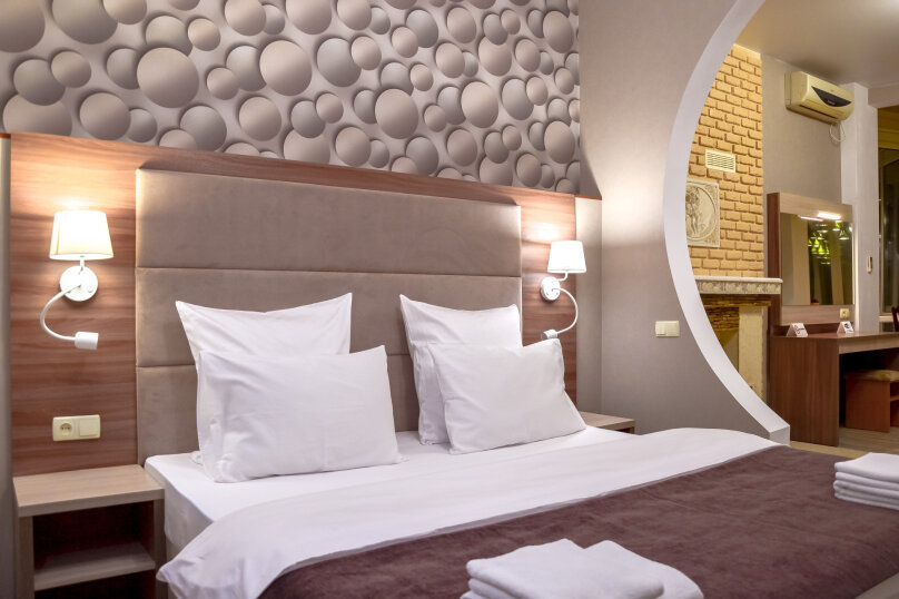 Фото Дионис