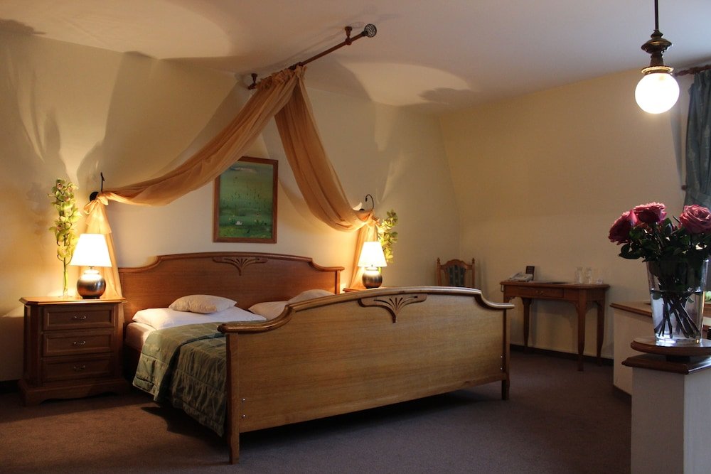 Фото Hotel Agatka Bratislava