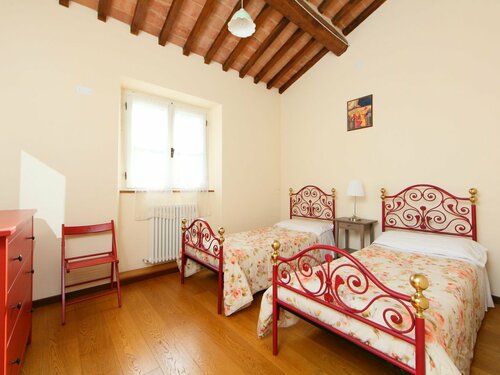 Гостиница Cortona Sunshine - Three Bedroom