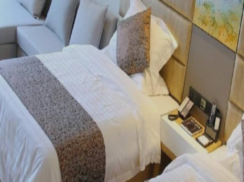 Фото GreenTree Eastern Hotel Binhai Obrao Liya City Square