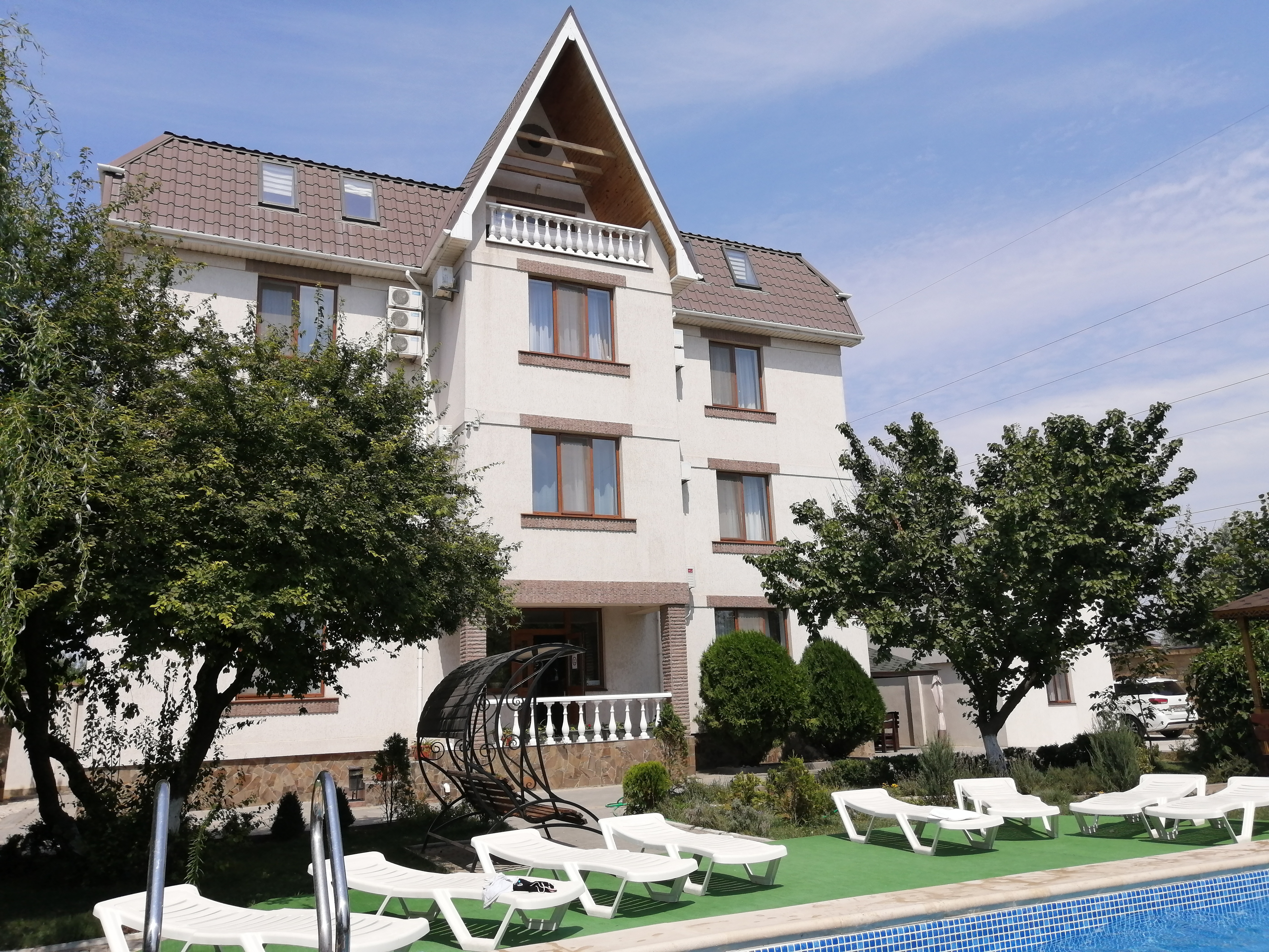 Фото отеля 3