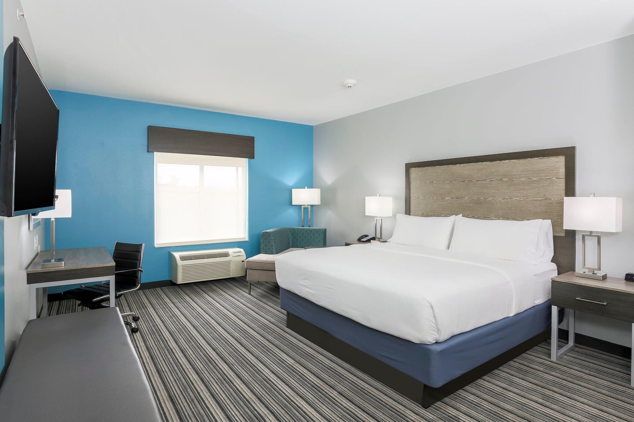 Фото Holiday Inn Express & Suites Houston - Hobby Airport Area, an Ihg Hotel