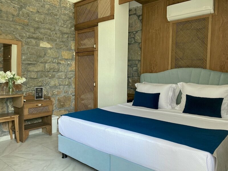 Гостиница Portofino Boutique Hotel в Ула