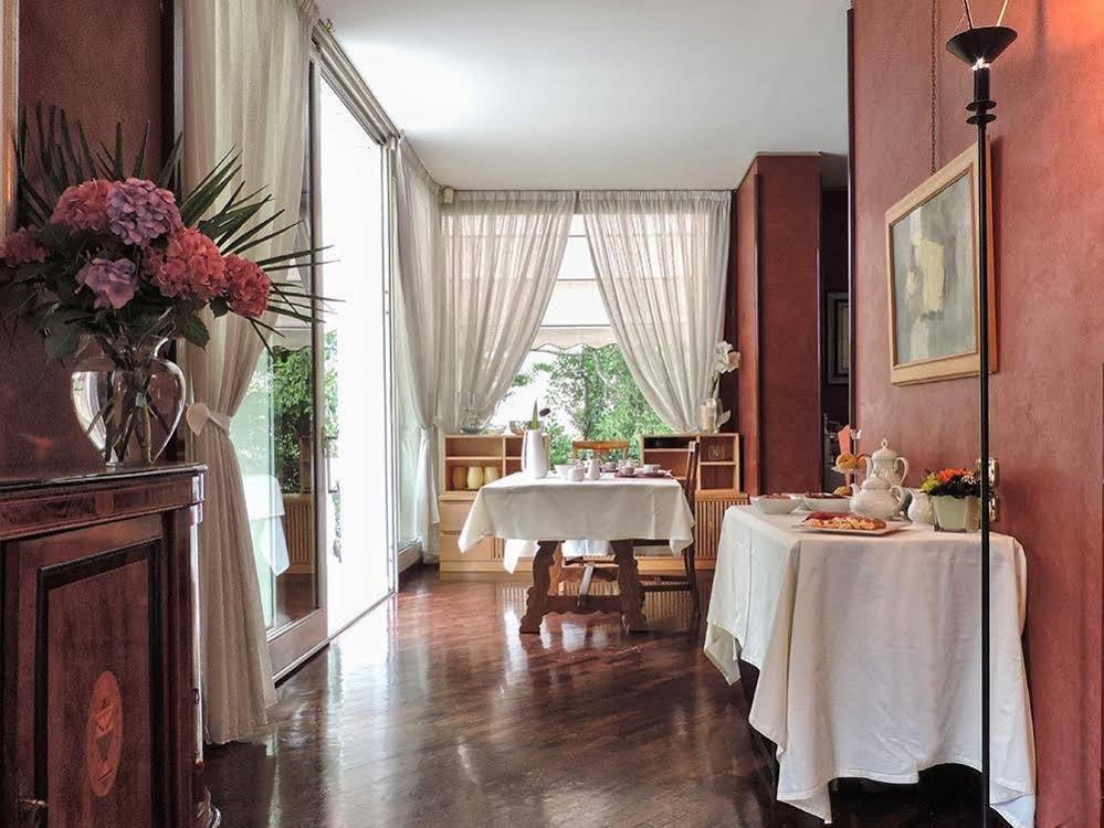 Фото B&b Villa Adriana