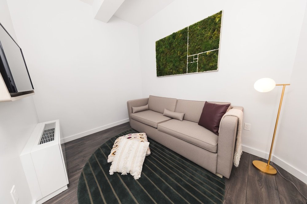 Фото The Assemblage John Street