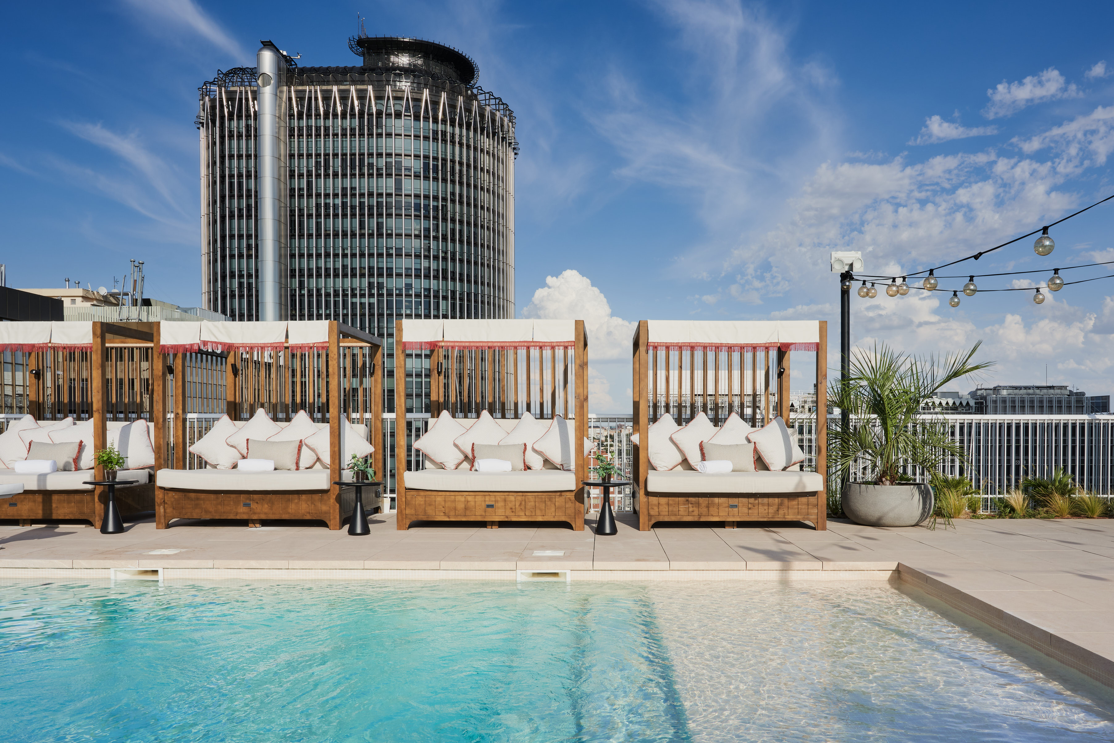 Фото Canopy by Hilton Madrid Castellana