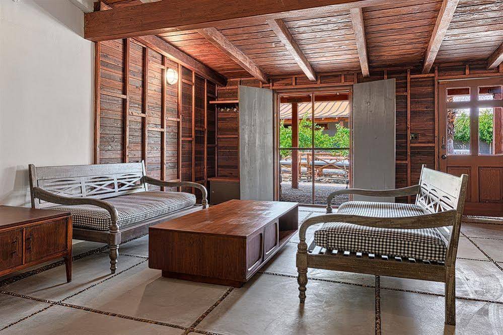 Фото Sparrows Lodge