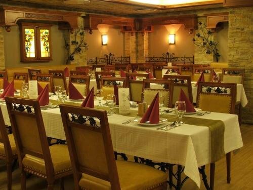 Гостиница Villa Hotel в Дебрецене