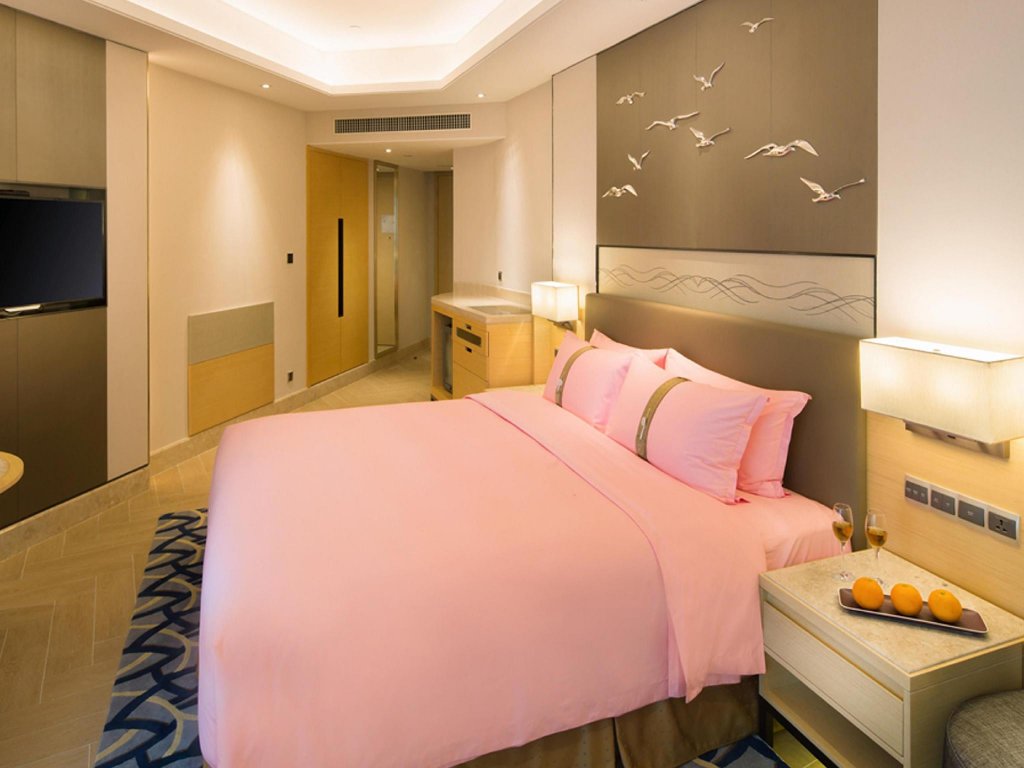 Фото Holiday Inn Haikou West Coast