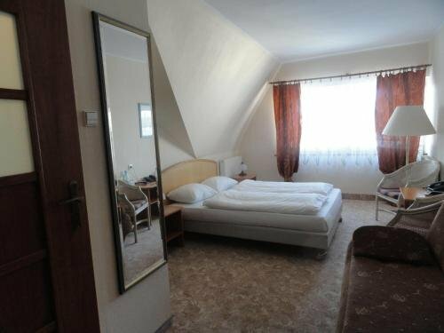 Гостиница Hotel Górecki в Лидзбарк-Варминьски