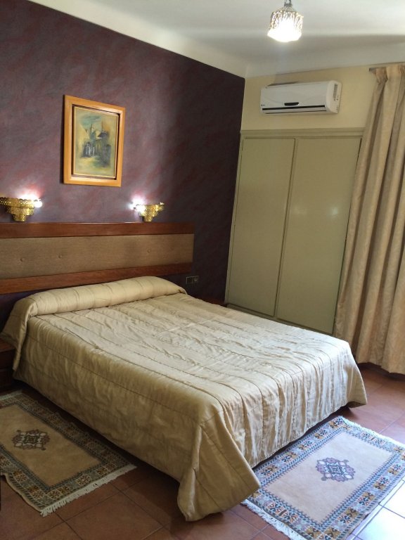 Фото Hotel Bab Mansour