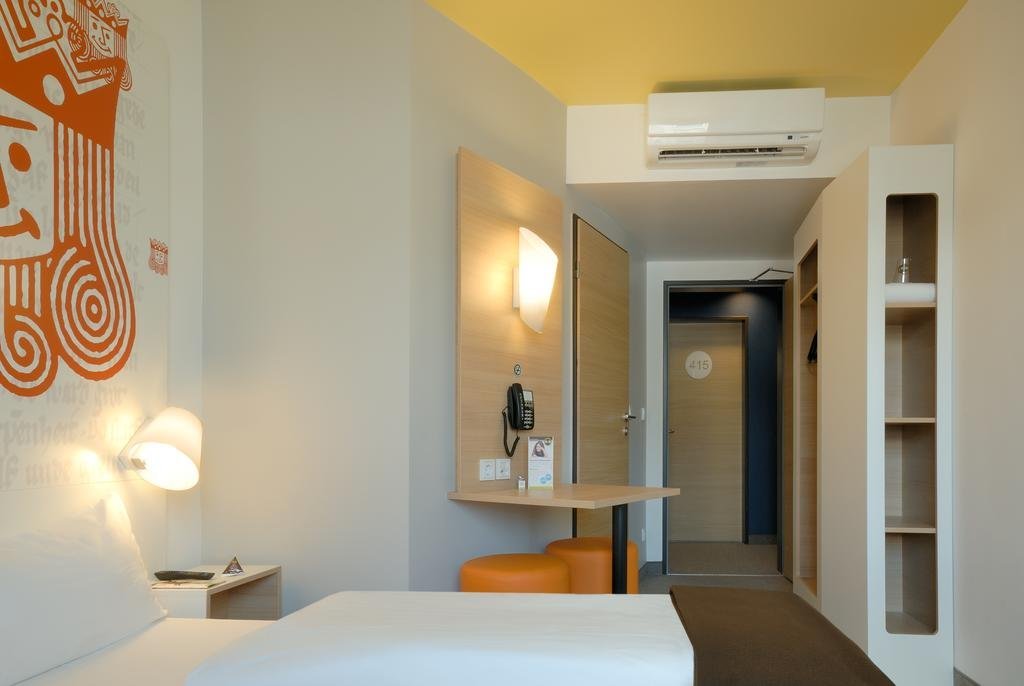 Фото B&b Hotel Kaiserslautern