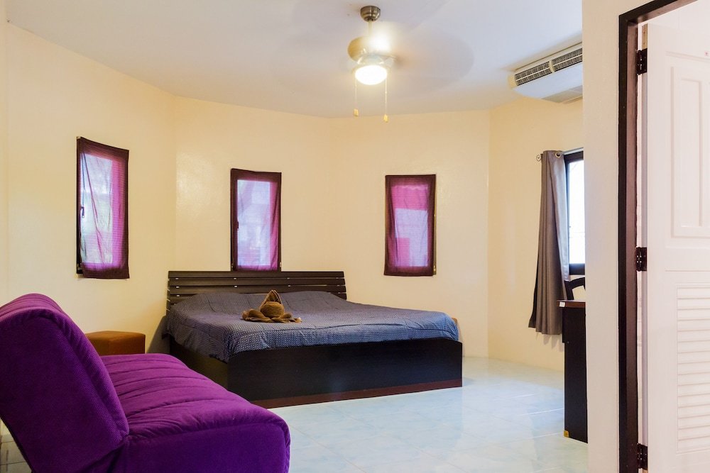 Фото Madee Villa - Pattaya Holiday House Walking Street