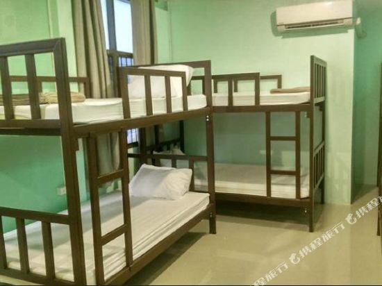 Фото Samsen Street Hotel