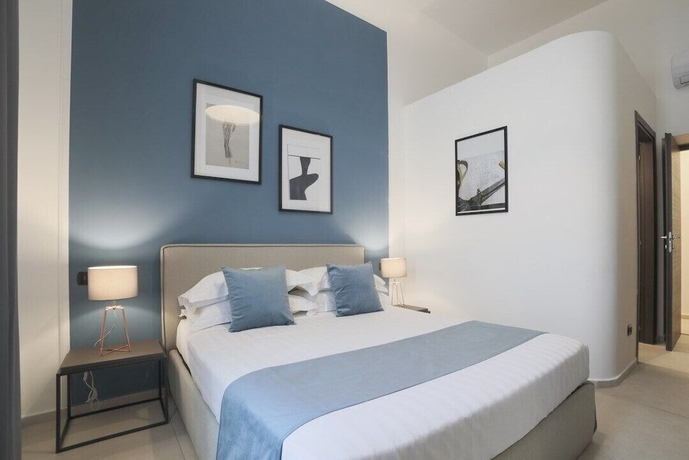 Фото Bespoke Luxury Suites and Apartments