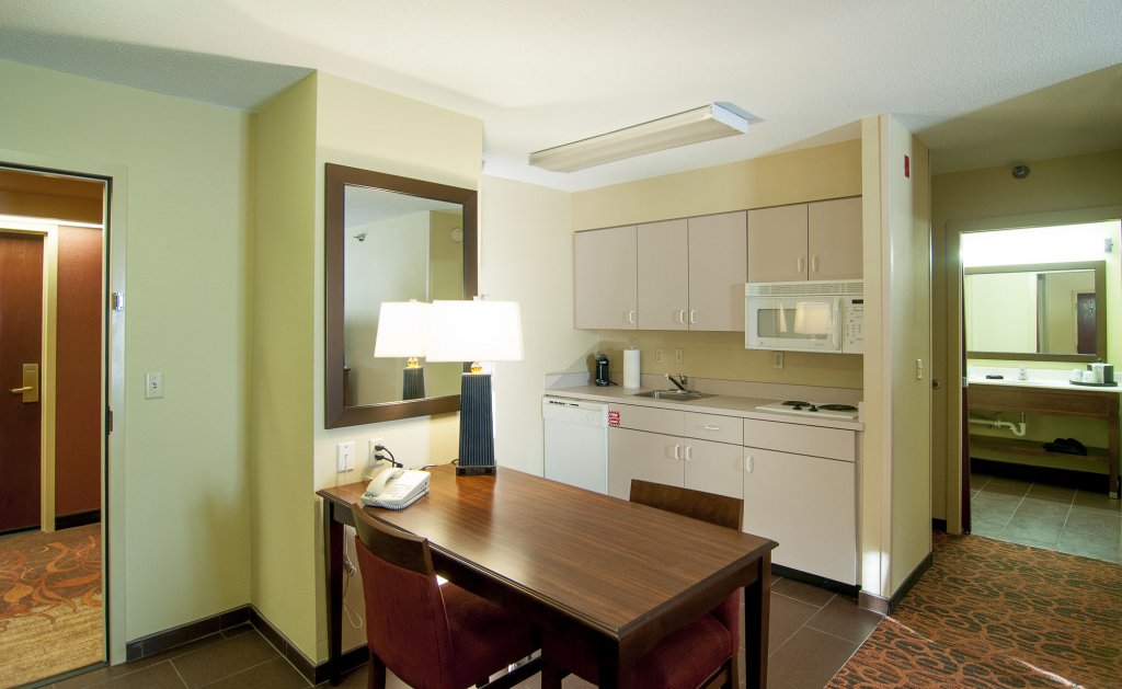 Фото Hampton Inn & Suites Tampa-North